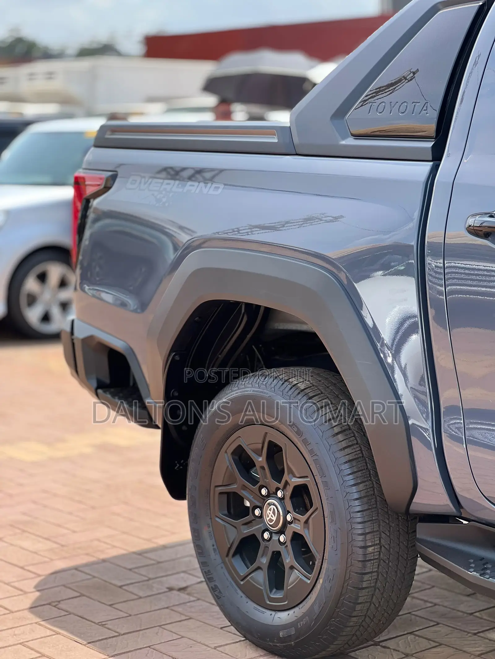 New Toyota Hilux 2025 Gray