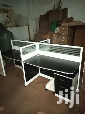 4seaters Work Station Brand New