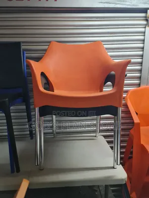 Cafe Steel Legs Plastic Chairs Plastic Chairs