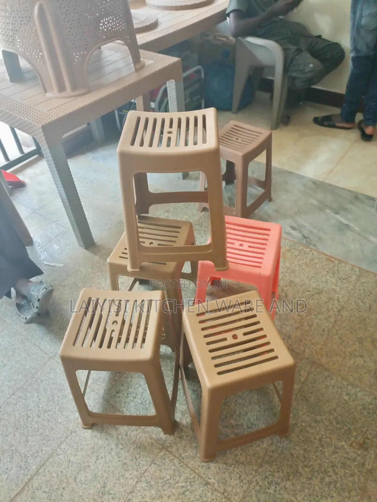 6-Piece Heavy-Duty Stylish Stools Strong,Modern Multipurpose Seating
