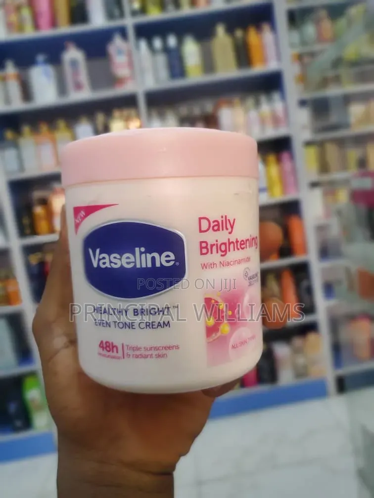 Daily Brighting Cream With Sunscreen