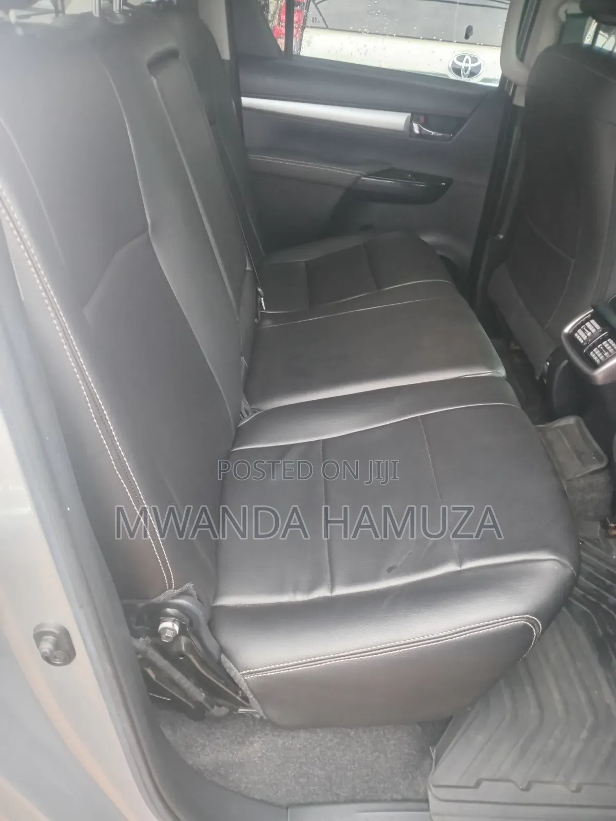 Toyota Hilux 2018 Silver