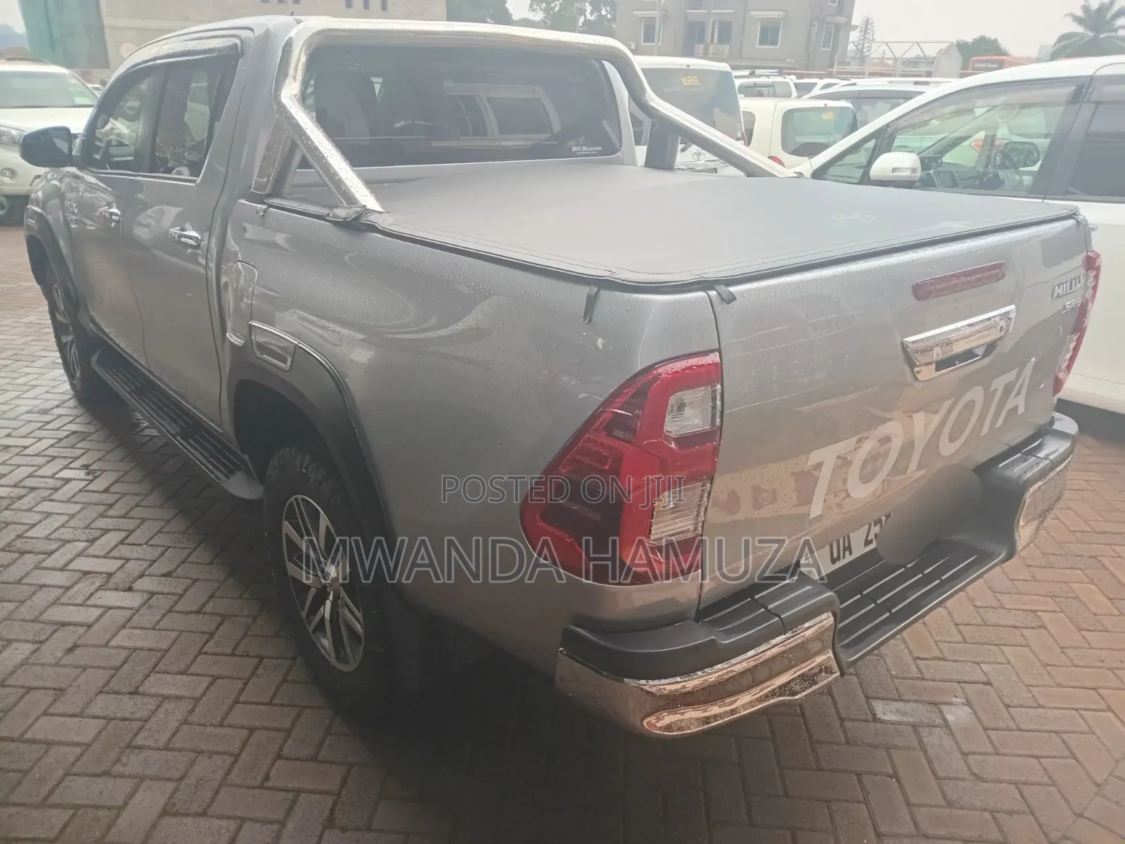 Toyota Hilux 2018 Silver
