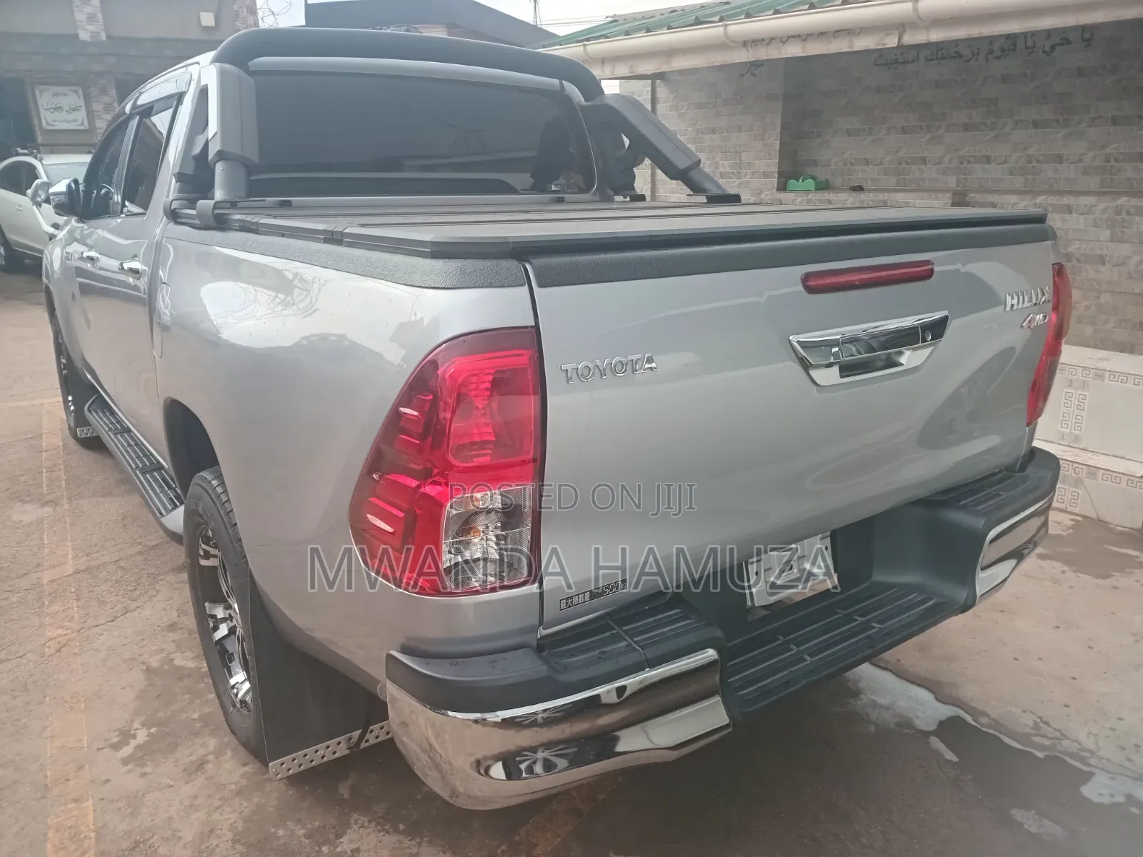 Toyota Hilux 2019 Silver