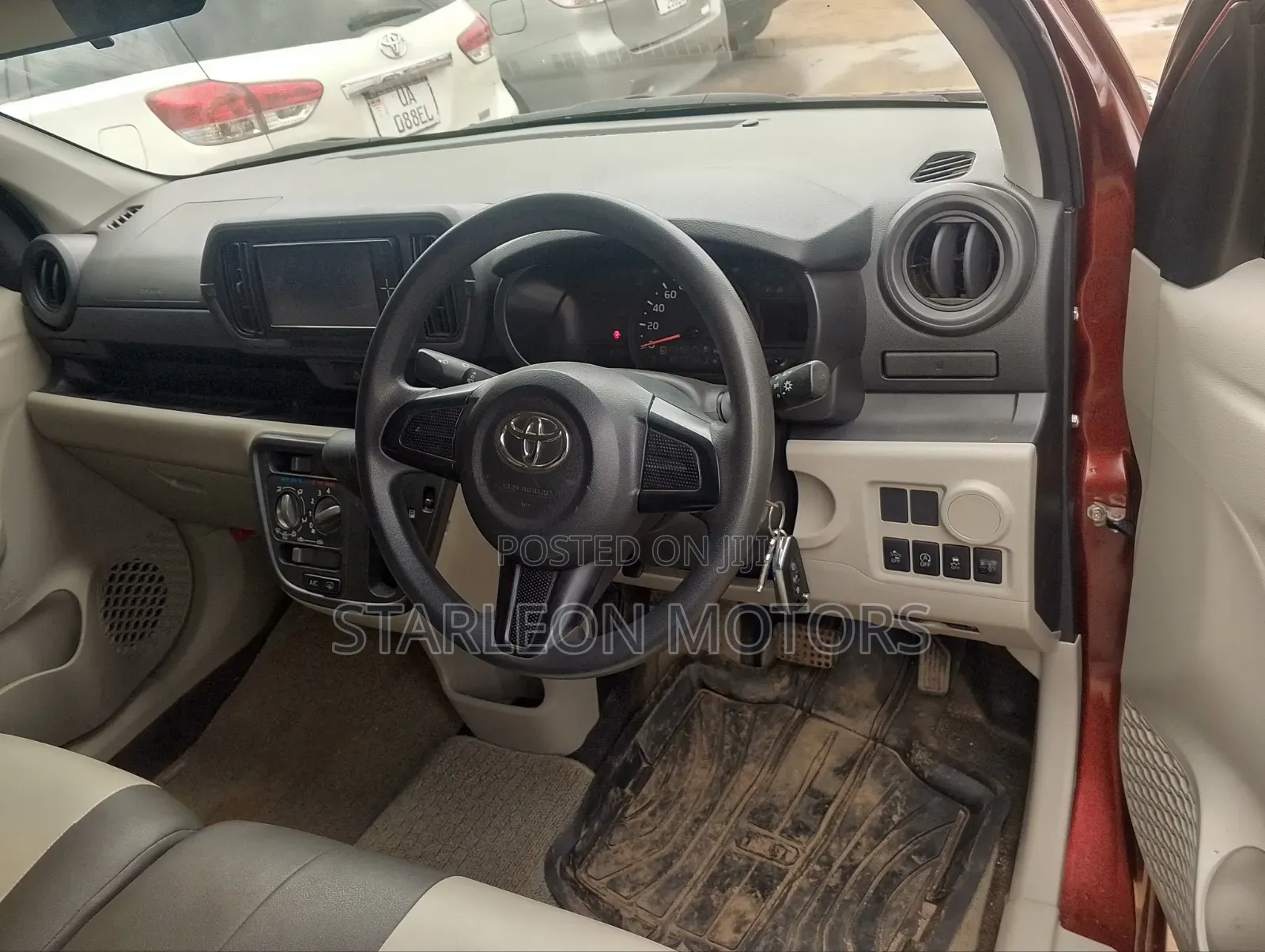 Toyota Passo 2016 Maroon