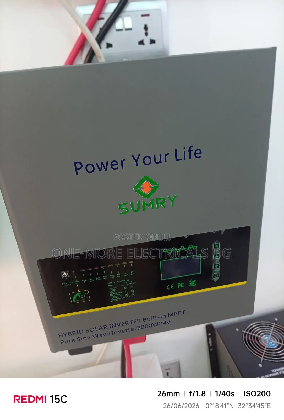 Pure Sine Wave Hybrid Inverter Charger 3000w/24volts