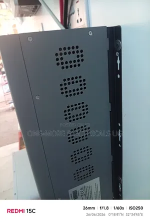 Pure Sine Wave Hybrid Inverter Charger 3000w/24volts
