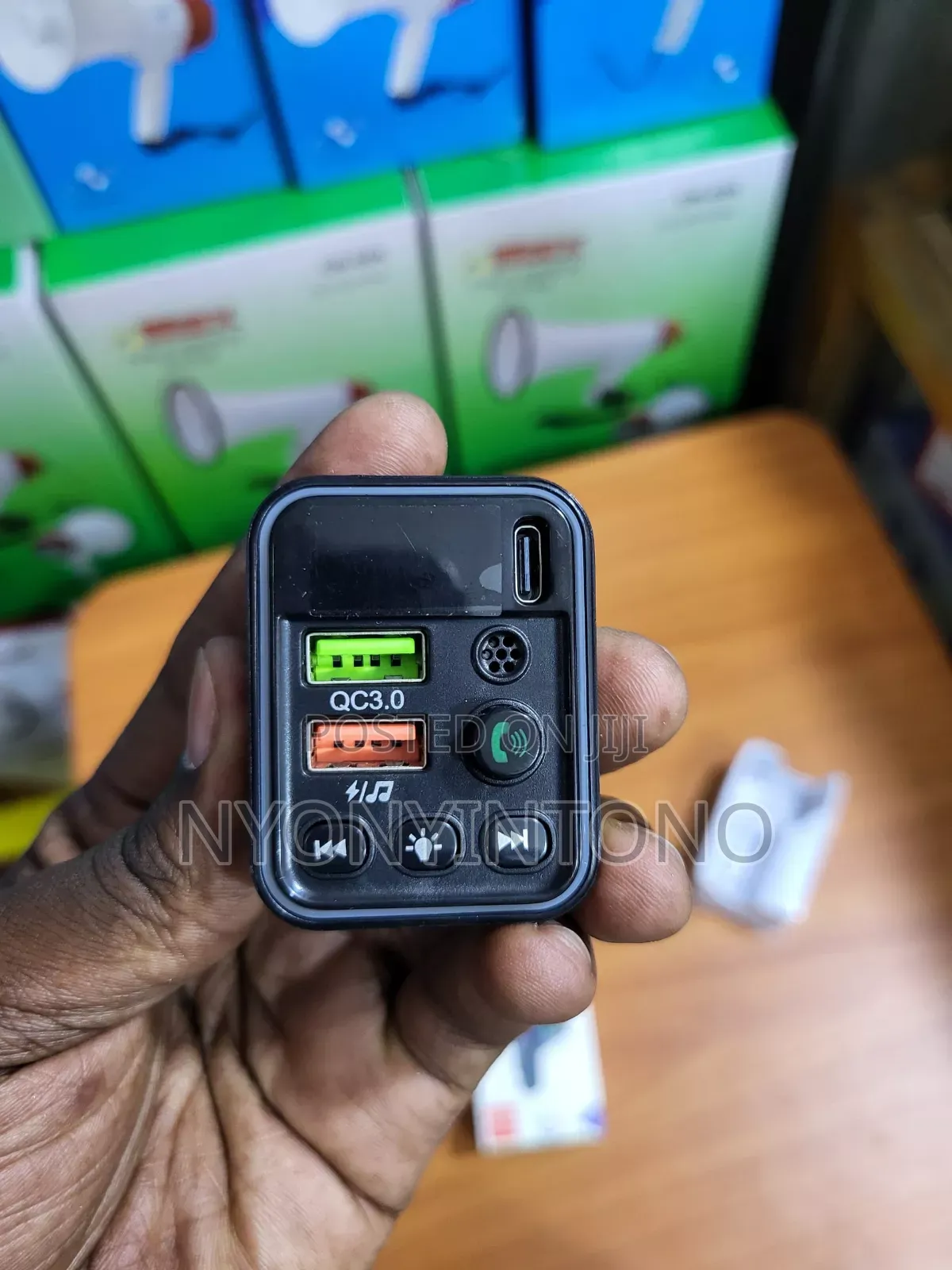 F 19 Car Mp3 Player and Charger With Bluetooth