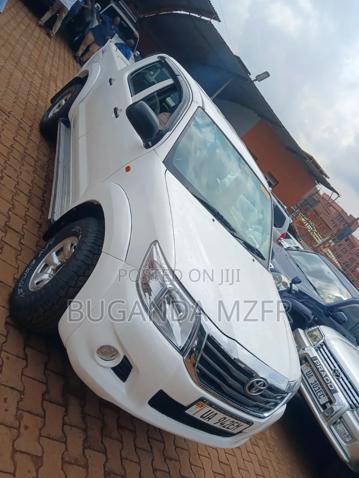 Toyota Hilux 2012 White