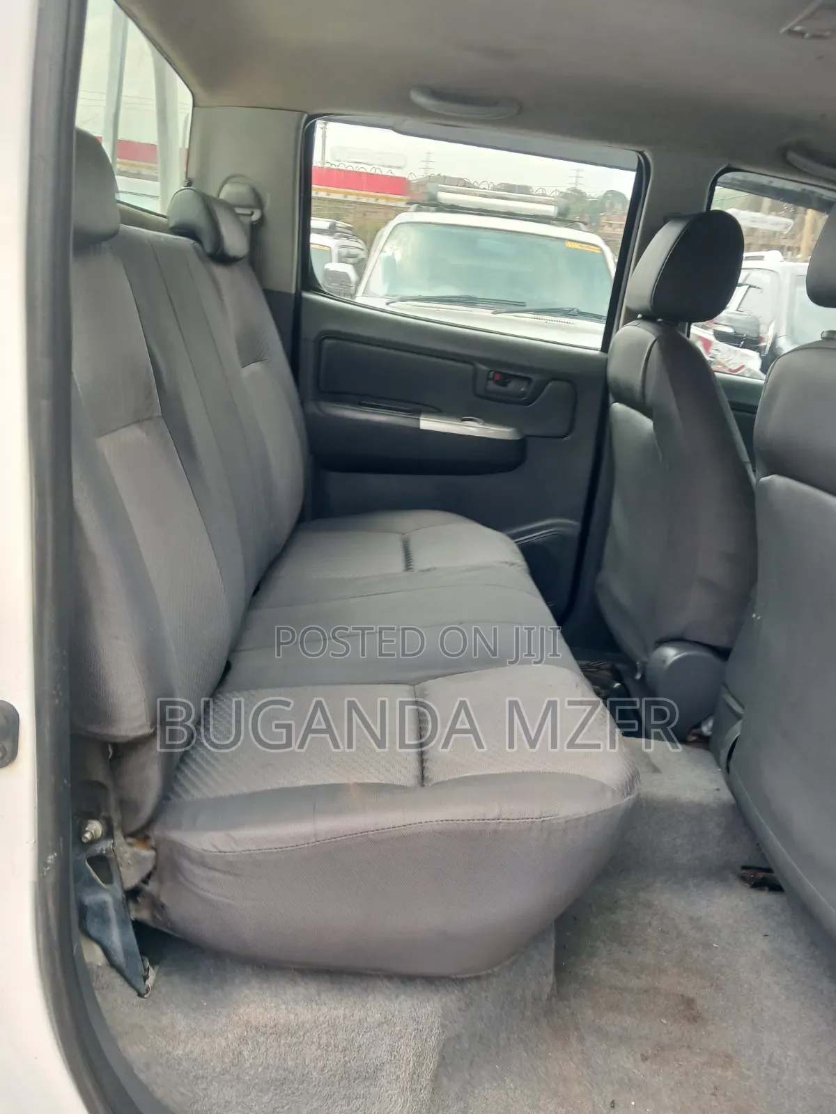 Toyota Hilux 2012 White