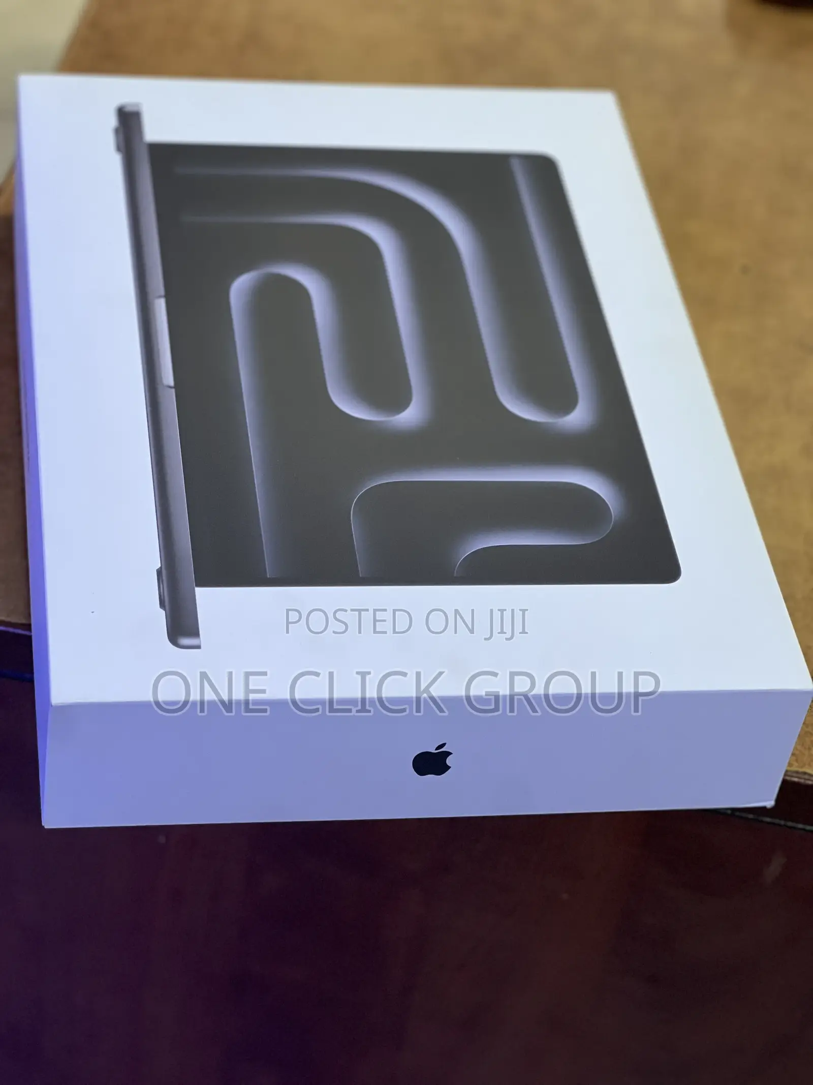 New Laptop Apple MacBook Pro 2025 M5 24GB Apple M5 Pro SSHD (Hybrid) 1T