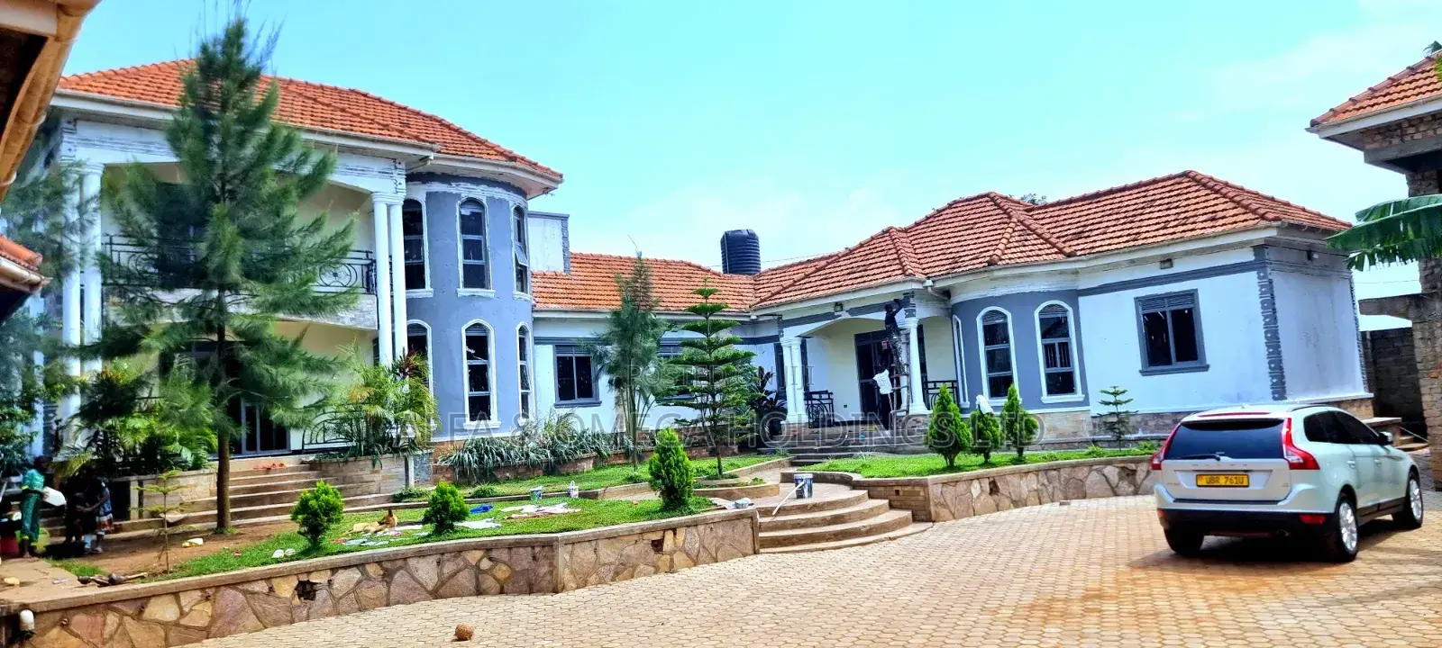5bdrm Mansion in Zion Esates, Wakiso / Wakiso for sale