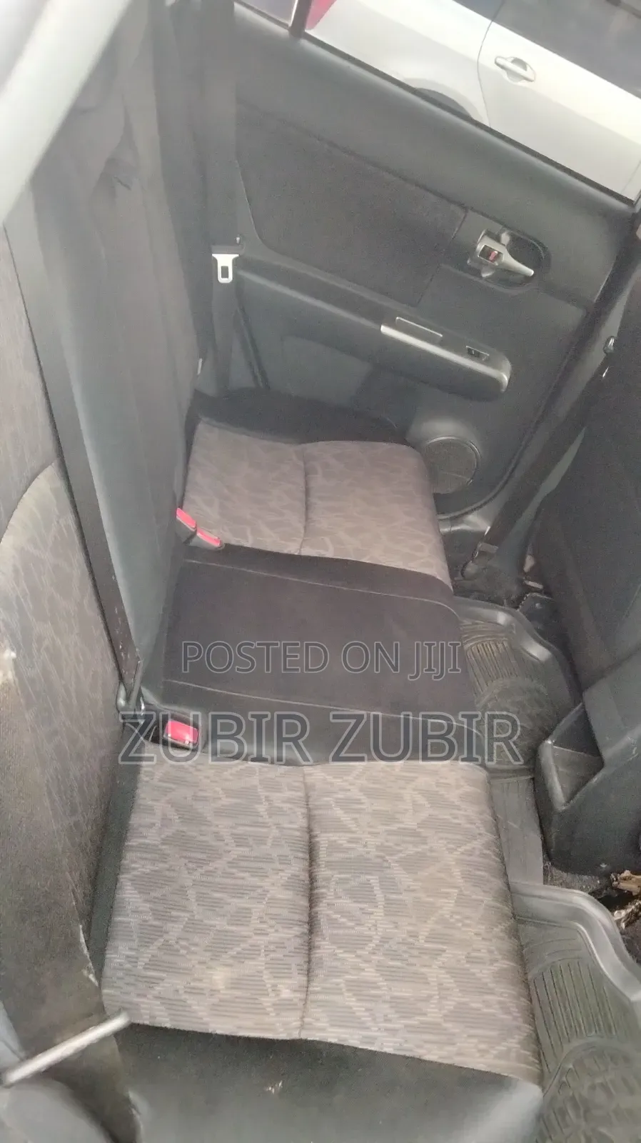 Toyota Rumion 2025 Silver