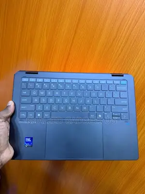 Laptop HP OmniBook Ultra Flip 14" 16GB Intel Core Ultra 7 SSD 512GB