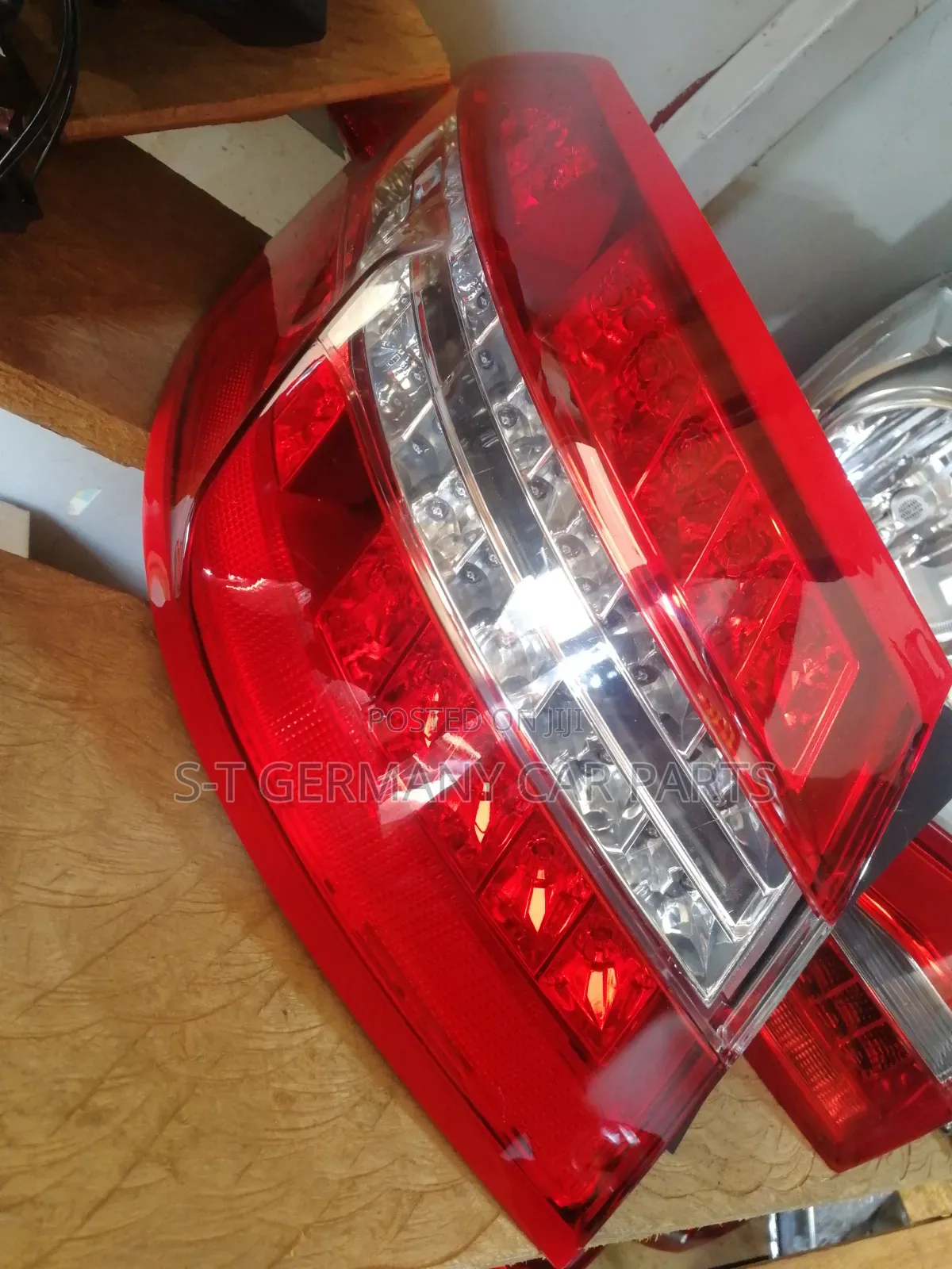 E Class 212 Behind Light
