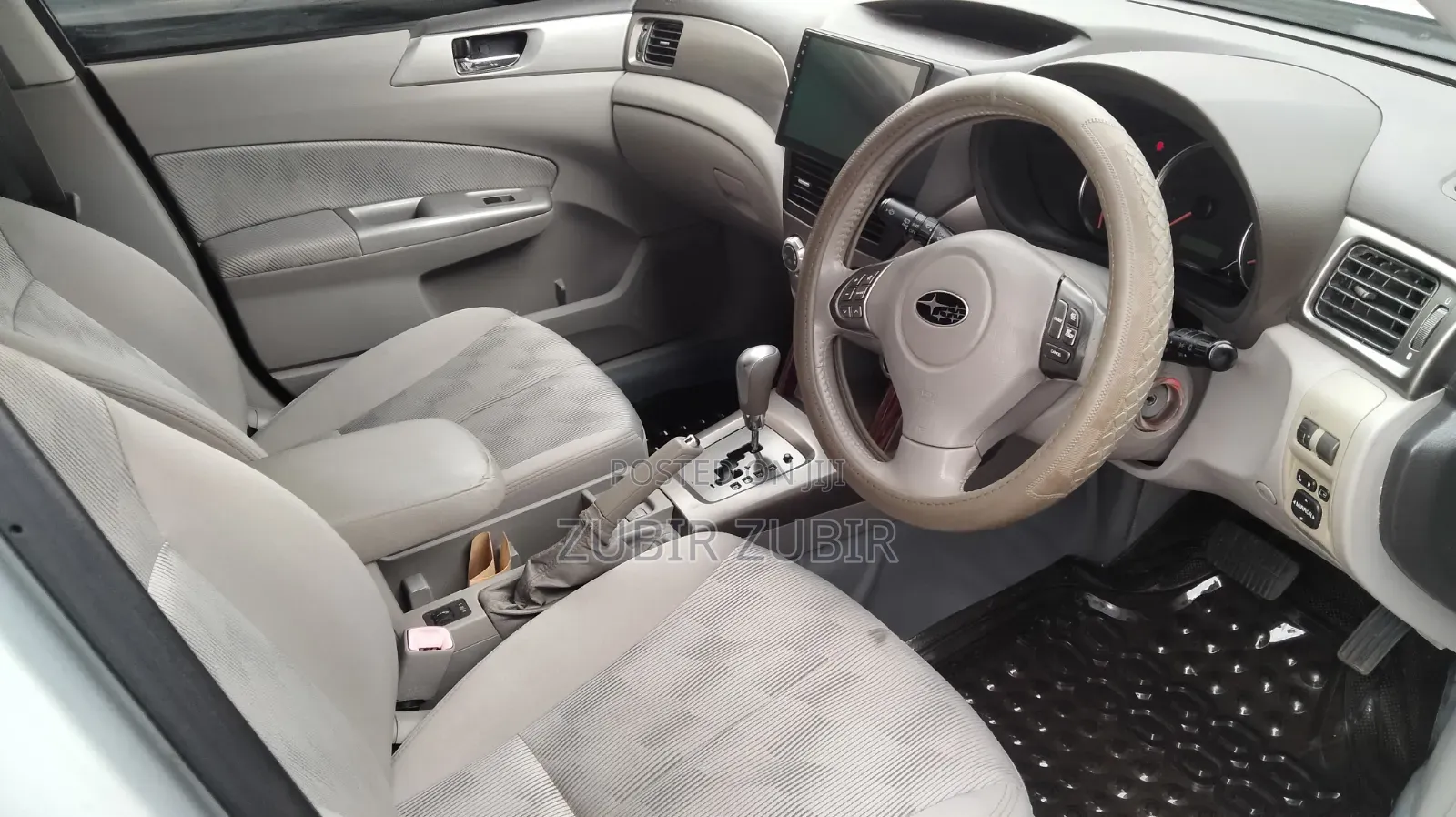 Subaru Forester 2010 Silver
