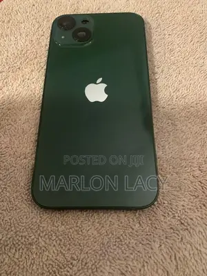 Apple iPhone 13 128 GB Green