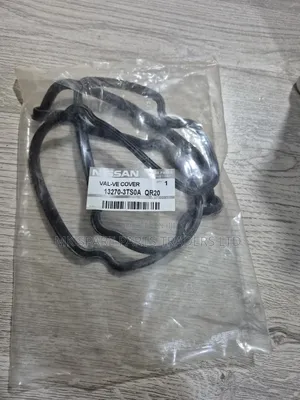 Nissan Top Cover Seals