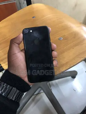 Apple iPhone 7 128 GB Black
