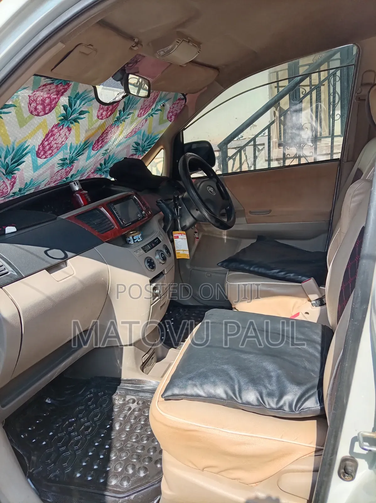 Toyota Noah 2.0 AWD (8 Seater) 2002 White