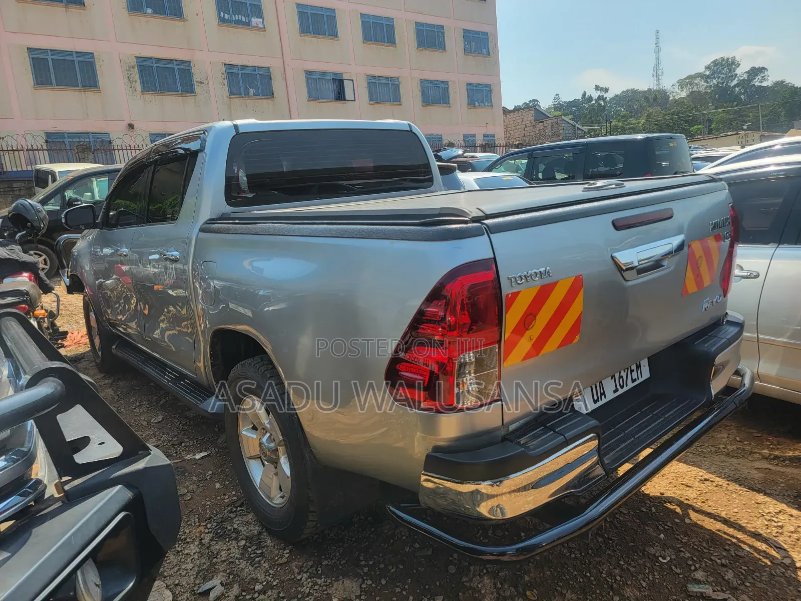 Toyota Hilux 2016 Silver