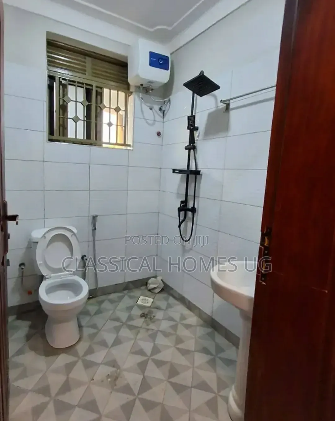 3bdrm Apartment in Muyenga, Central Division for rent