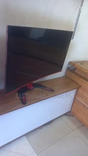 Curved Screen Monitor 40inch