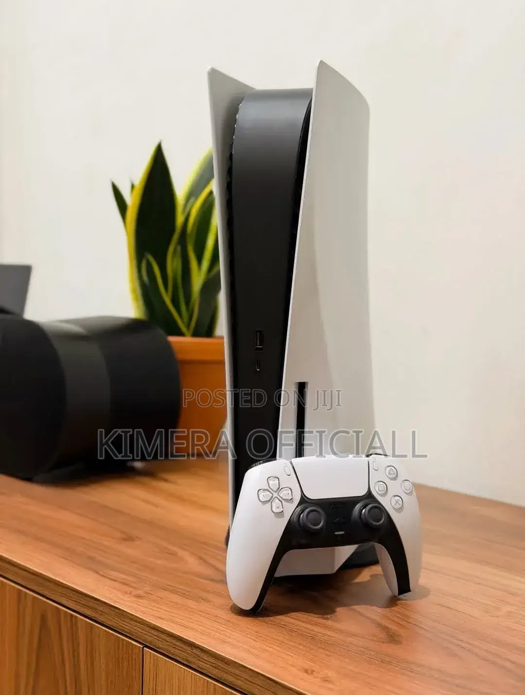 Playstation 5 Standard Disc Version. Play Your Cds With This Machine