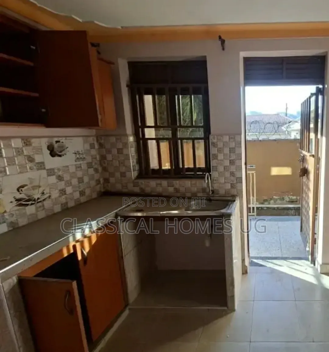 3bdrm Apartment in Seguku Katale, Central Division for rent