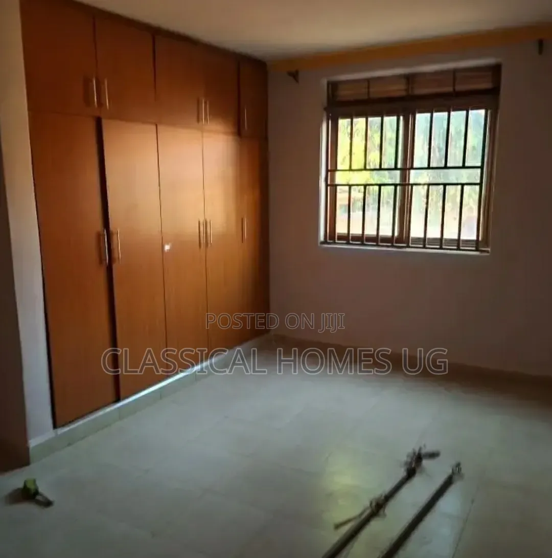 3bdrm Apartment in Seguku Katale, Central Division for rent