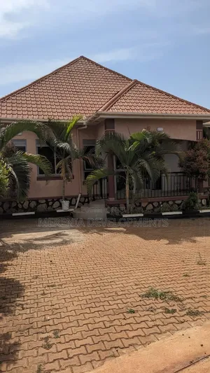 3bdrm House in Bwebajja, Central Division for rent