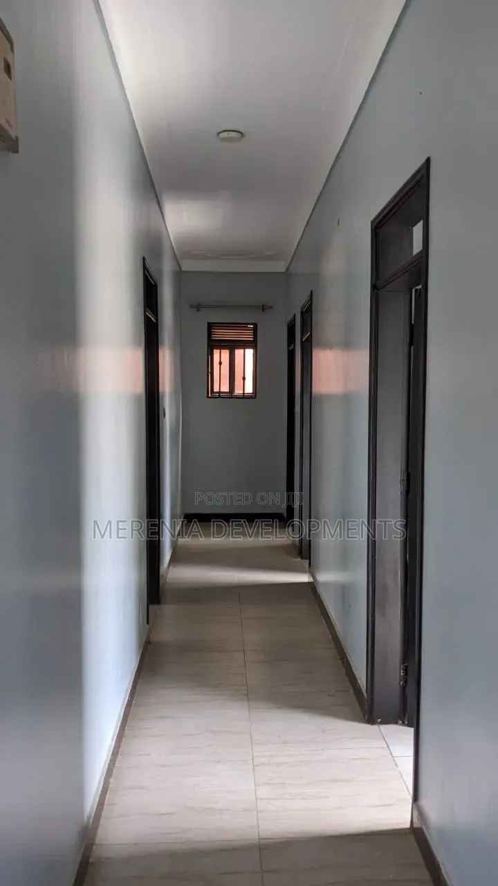 3bdrm House in Bwebajja, Central Division for rent