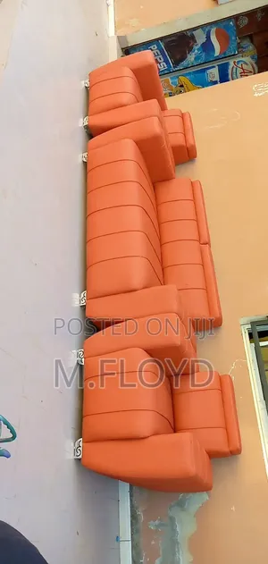 1,1,2 Orange in Different Colours