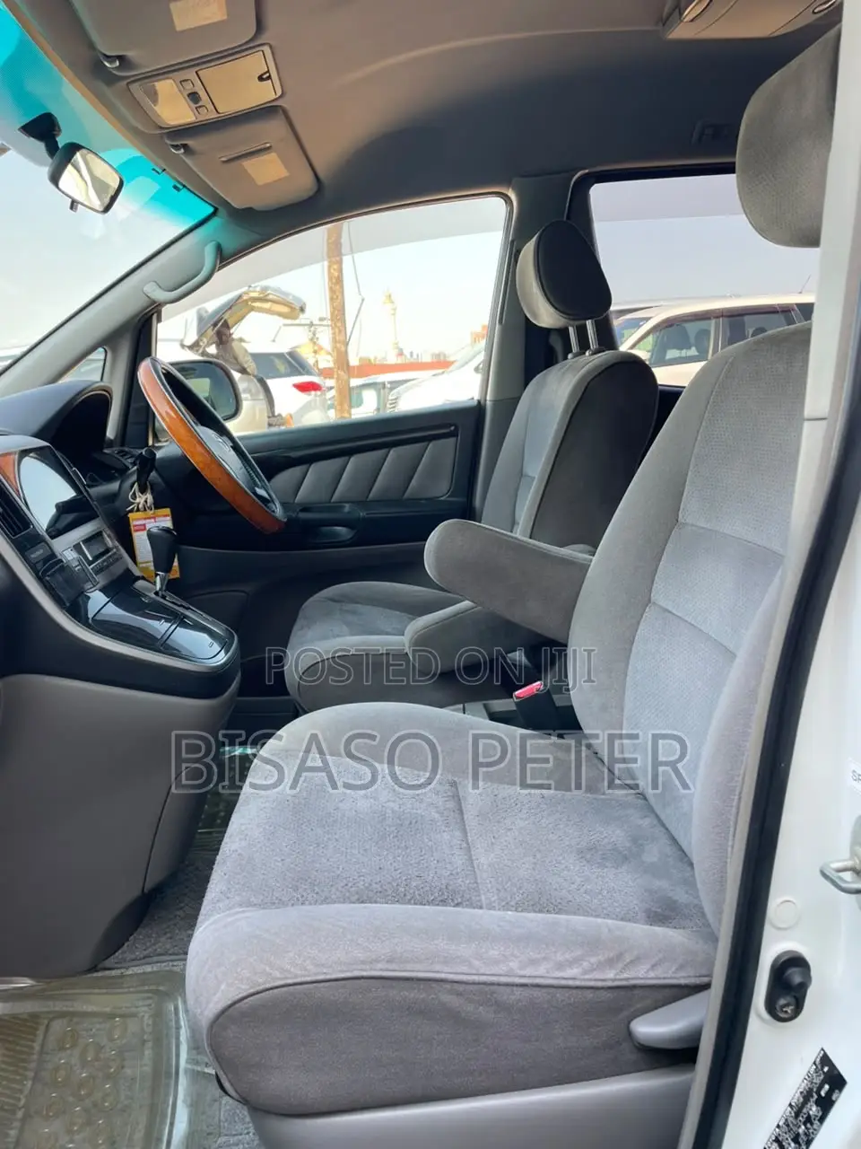 Toyota Alphard 2.4 Petrol AWD 2008 White