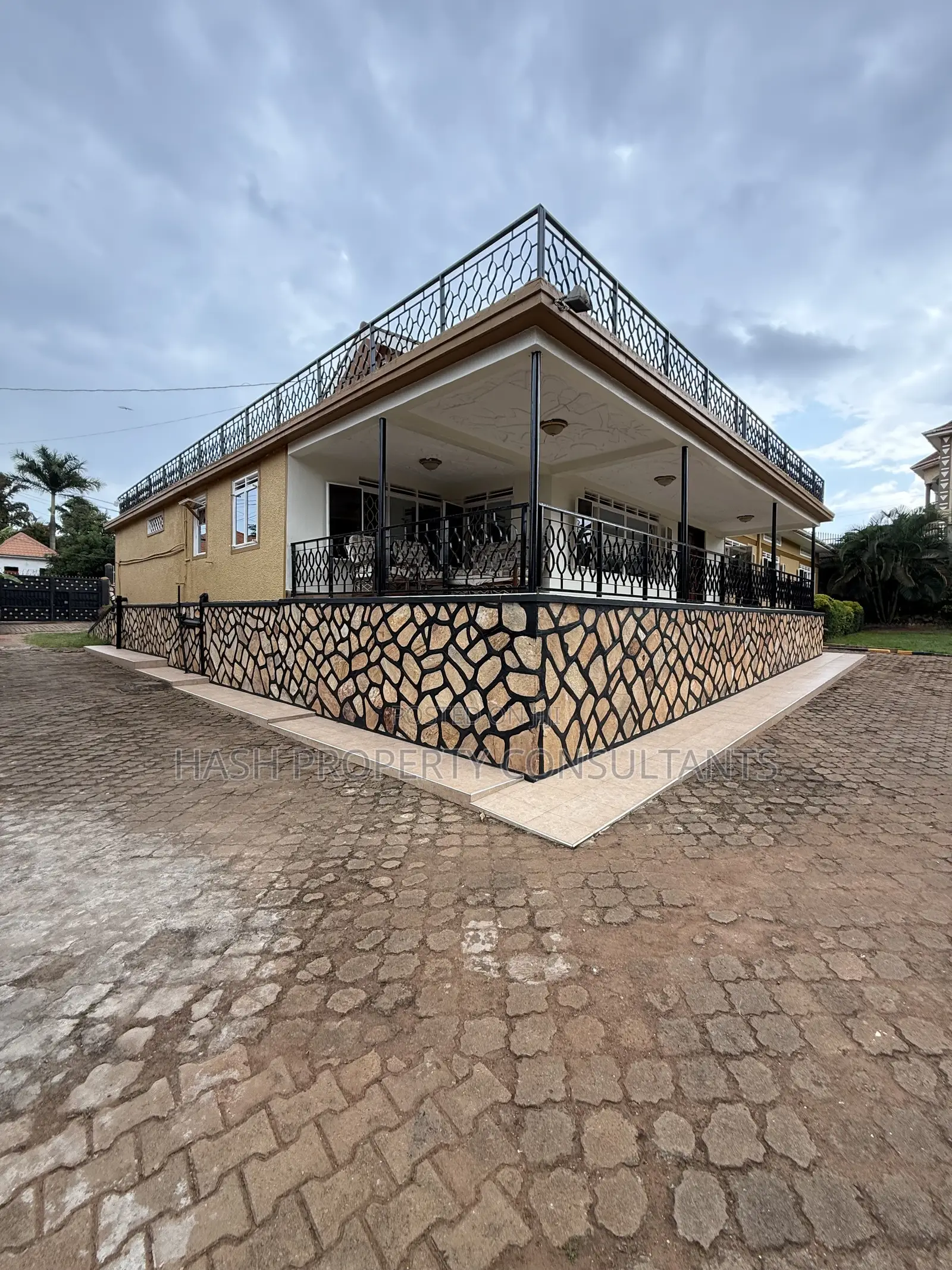 3bdrm House in Muyunyo, Central Division for rent