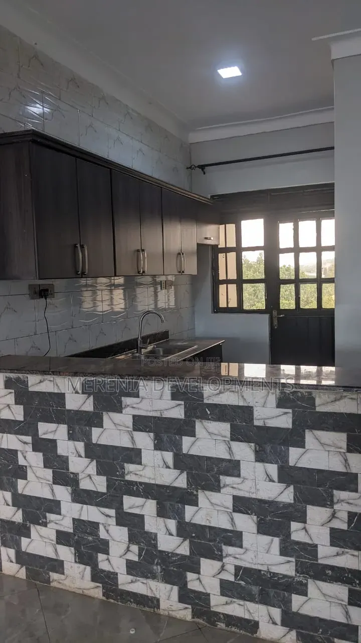 3bdrm Apartment in Buziga, Makindye for rent