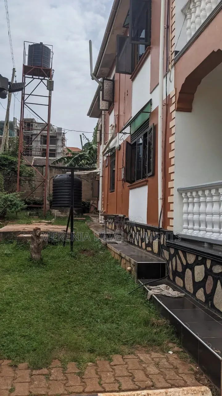 4bdrm House in Buziga, Makindye for rent
