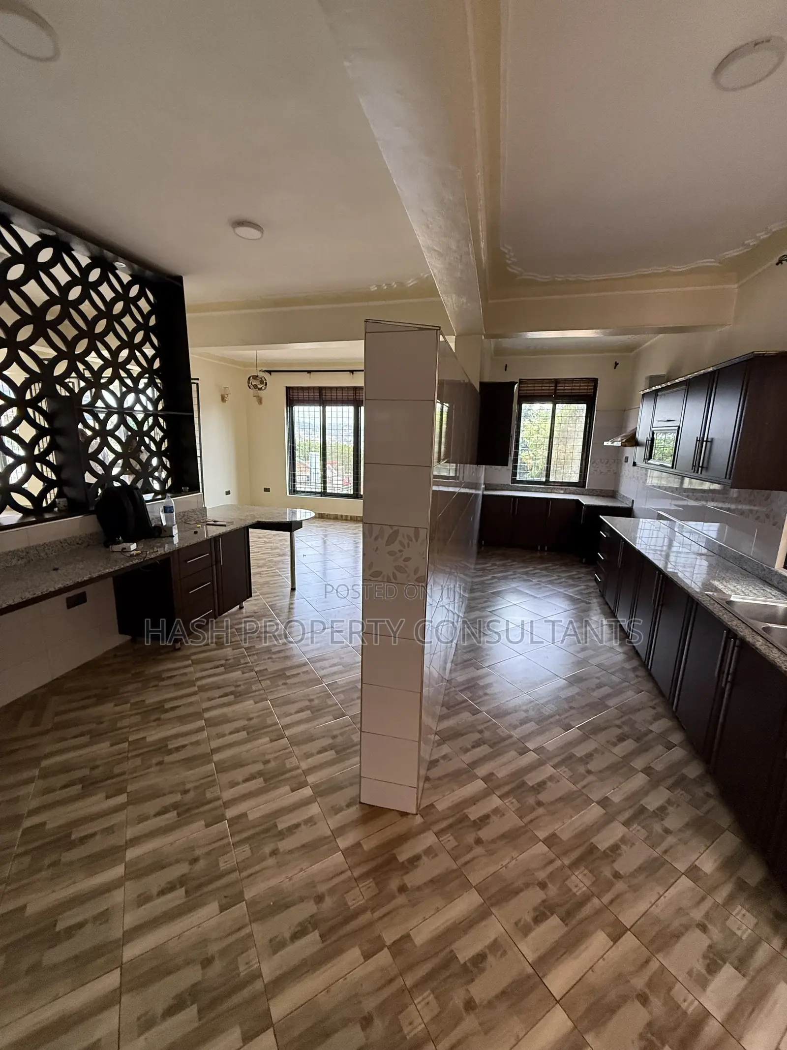 5bdrm House in Muyenga, Central Division for rent