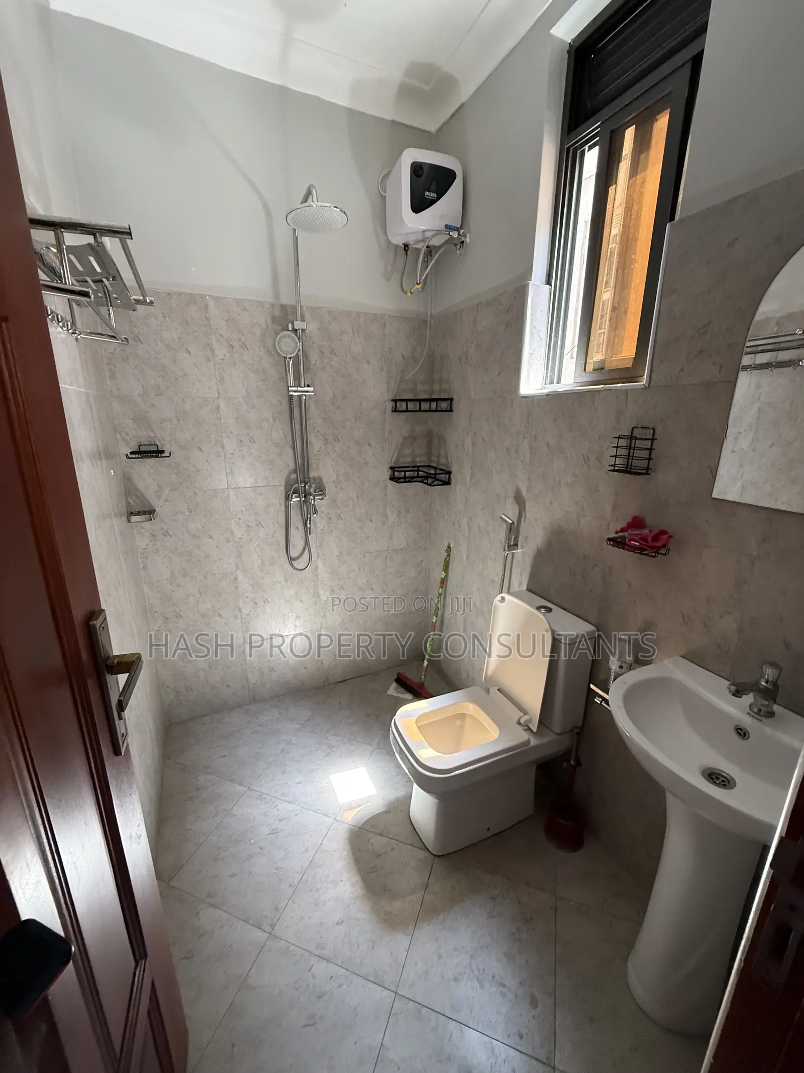 1bdrm Apartment in Muyenga, Central Division for rent