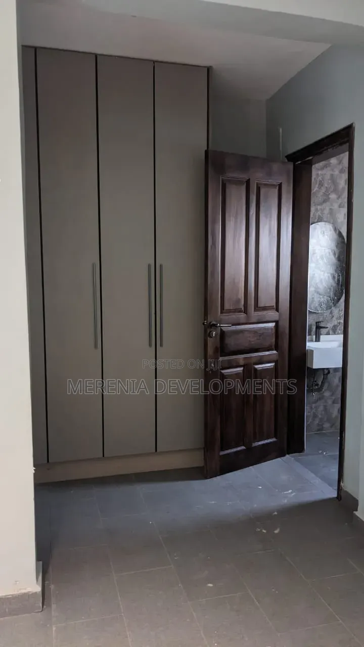 3bdrm Apartment in Bunga, Makindye for rent