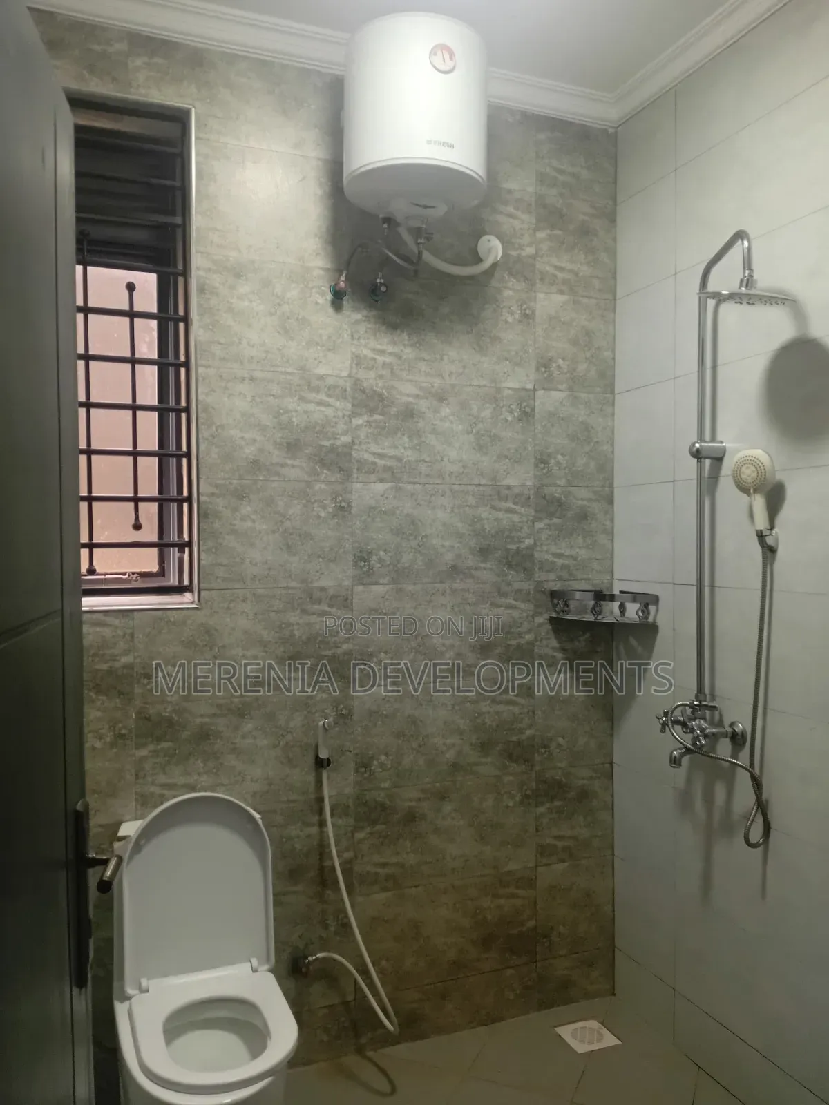 3bdrm Apartment in Bunga, Makindye for rent