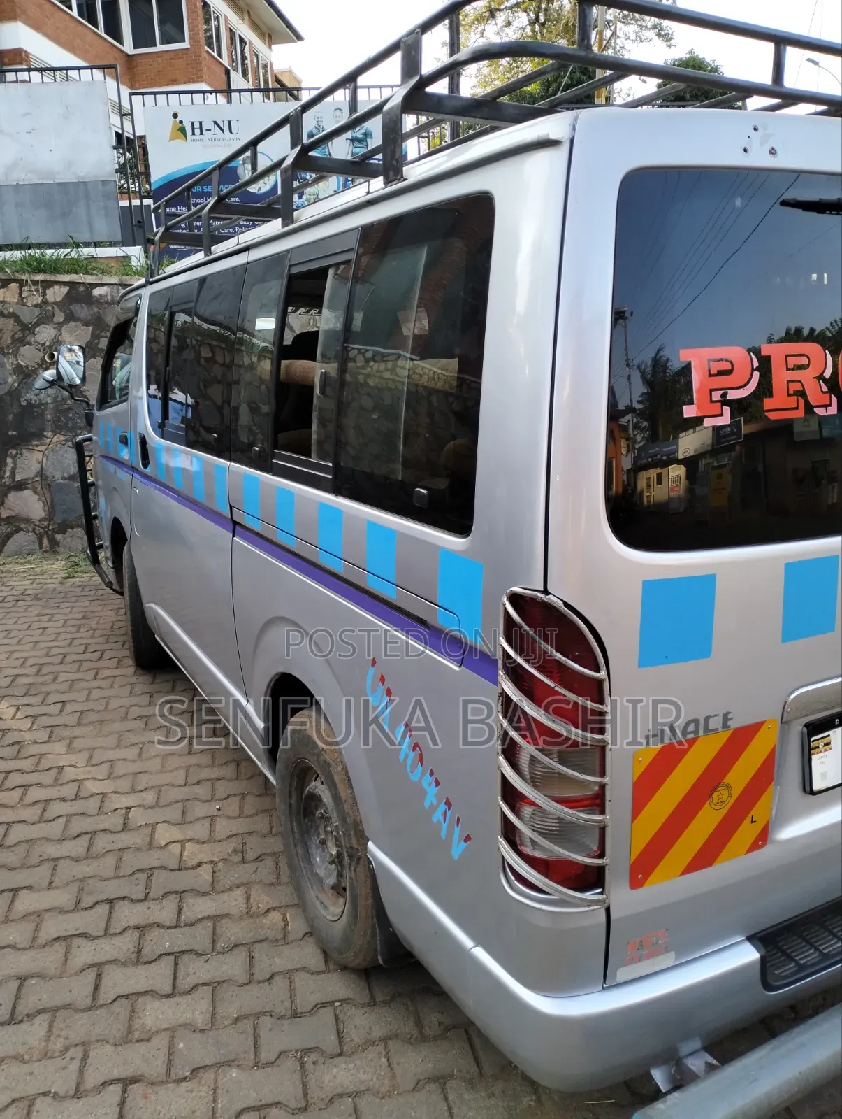 Toyota HiAce 2009 Silver