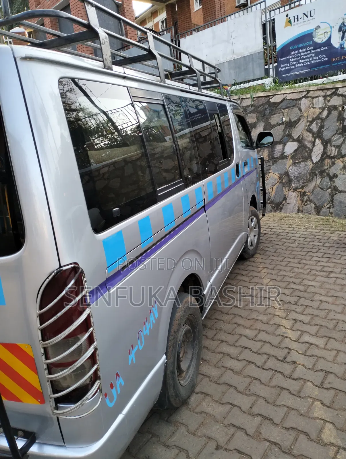 Toyota HiAce 2009 Silver