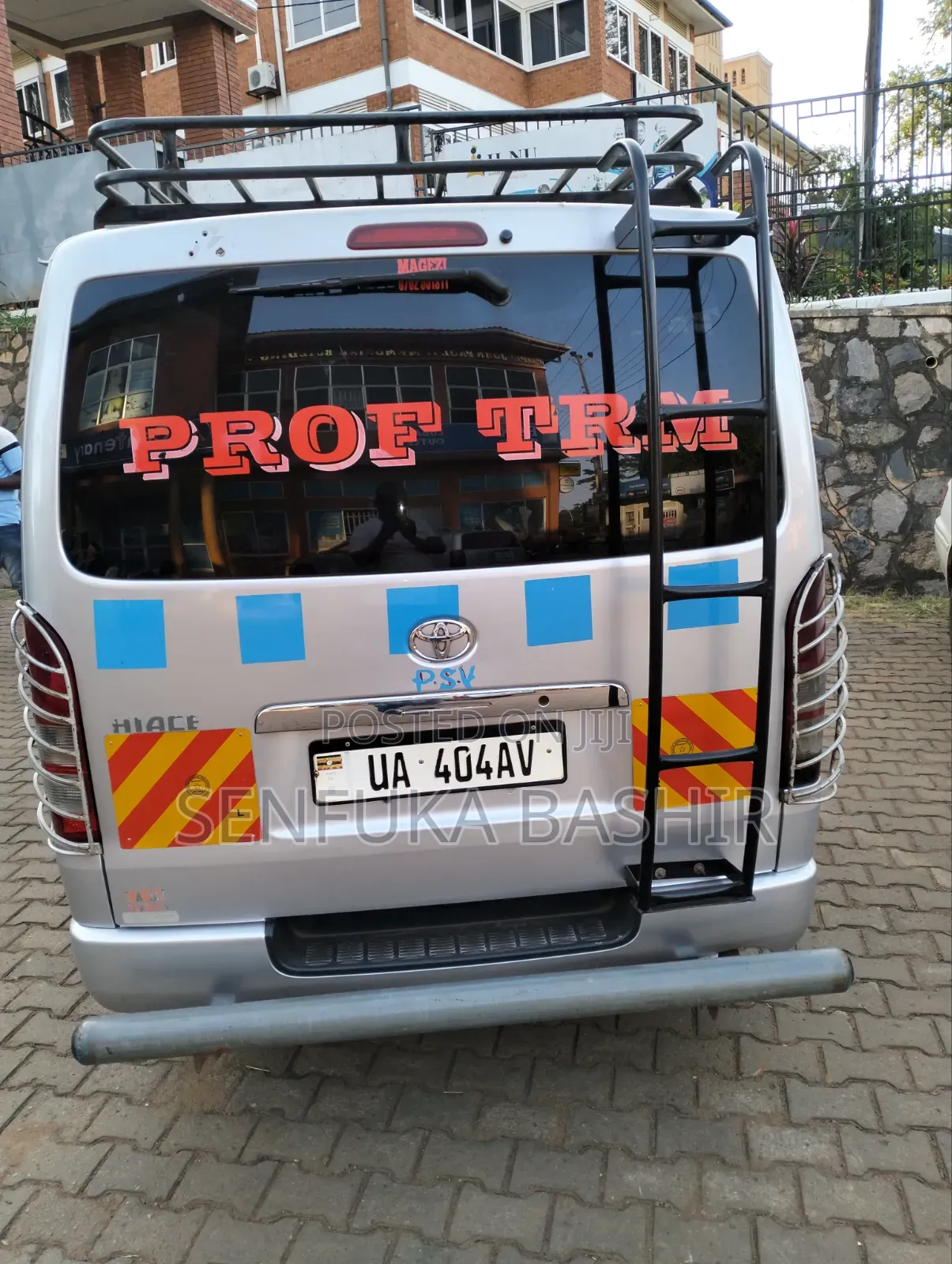 Toyota HiAce 2009 Silver