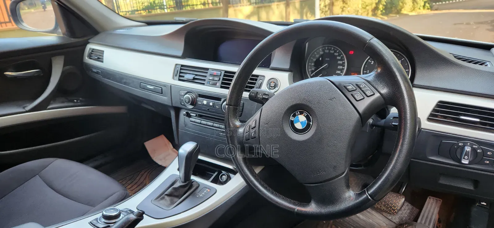 BMW 3 Series 2011 White