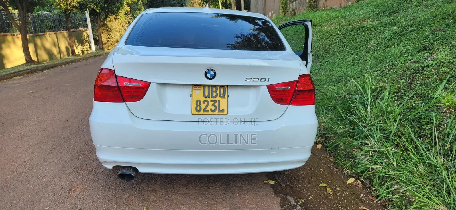 BMW 3 Series 2011 White
