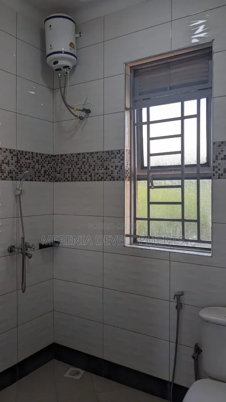 2bdrm Apartment in Lubowa, Makindye for rent