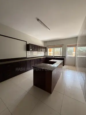 5bdrm House in Muyenga, Central Division for rent