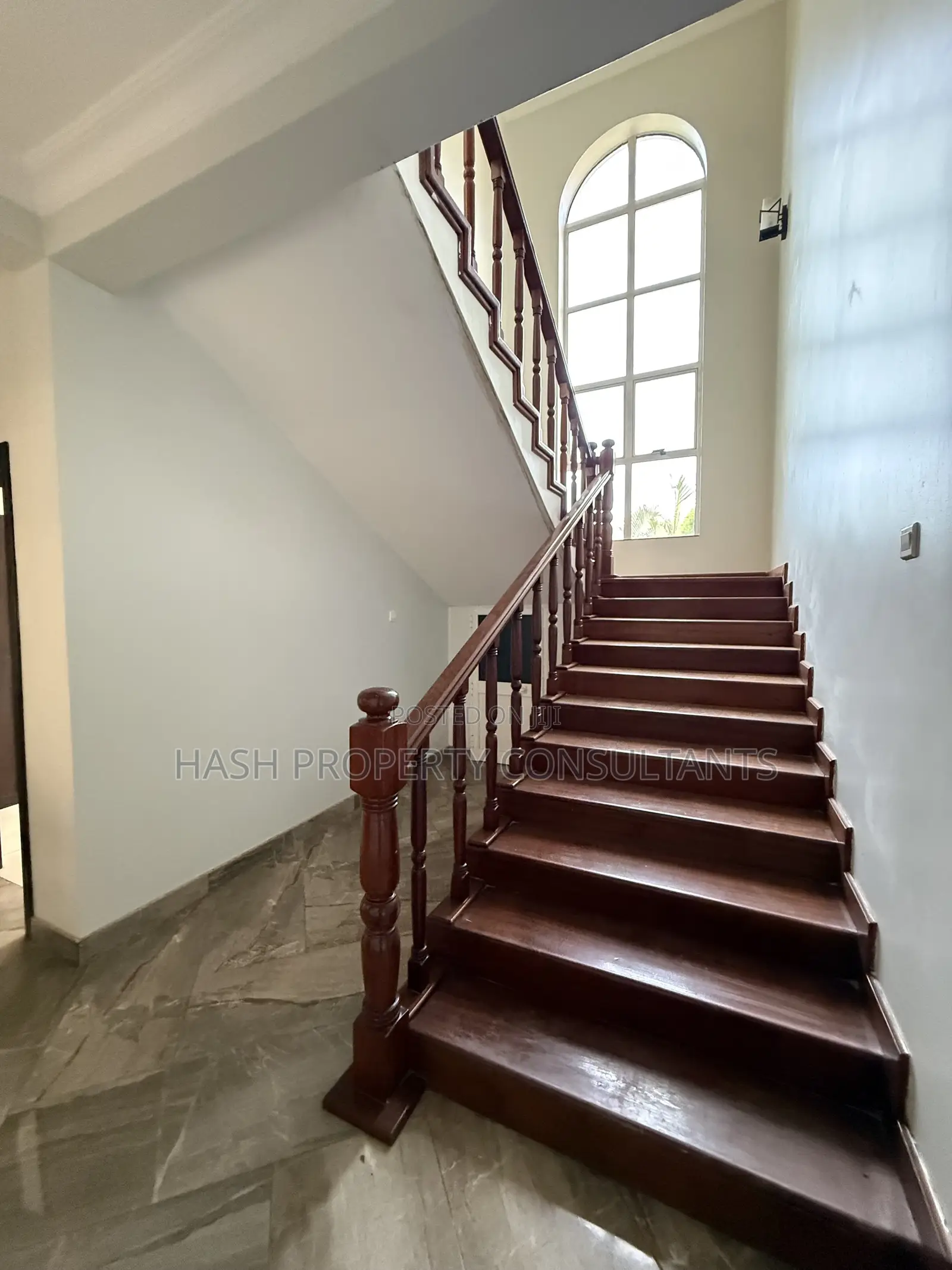 5bdrm House in Muyenga, Central Division for rent