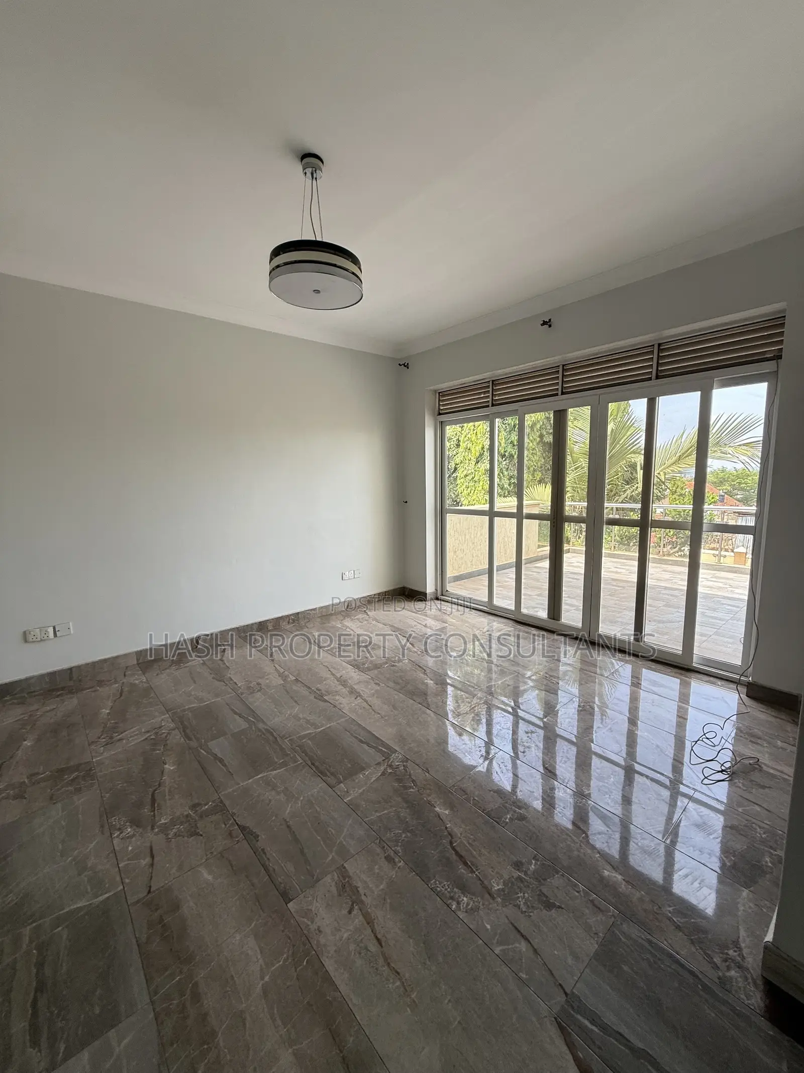5bdrm House in Muyenga, Central Division for rent